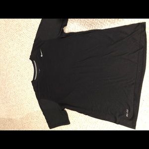 Men’s Nike Dri fit medium shirt. Black